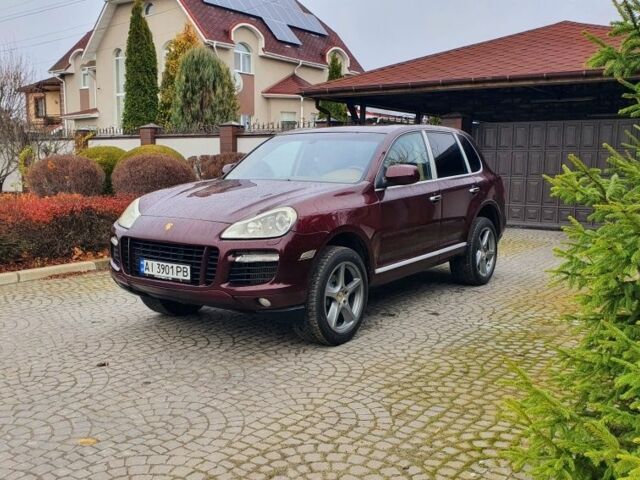 Красный Порше Каен Турбо, объемом двигателя 3 л и пробегом 187 тыс. км за 15000 $, фото 1 на Automoto.ua