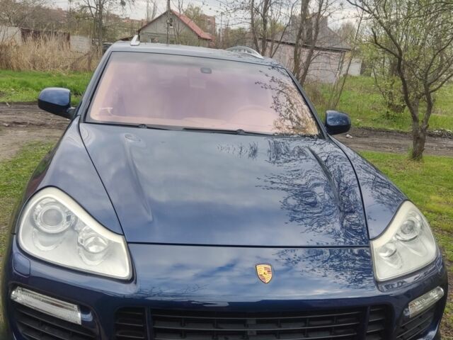 Синій Порше Cayenne Turbo, об'ємом двигуна 4.8 л та пробігом 113 тис. км за 10061 $, фото 1 на Automoto.ua