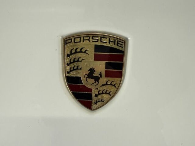 Білий Порше Cayenne, об'ємом двигуна 4.8 л та пробігом 162 тис. км за 10000 $, фото 1 на Automoto.ua