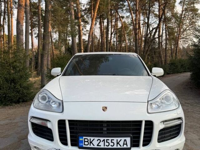 Білий Порше Cayenne, об'ємом двигуна 4.8 л та пробігом 170 тис. км за 7999 $, фото 1 на Automoto.ua