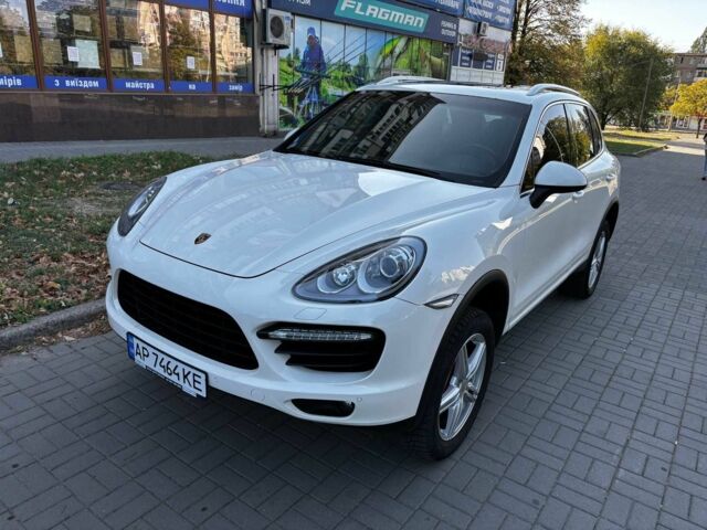Білий Порше Cayenne, об'ємом двигуна 4.8 л та пробігом 161 тис. км за 15900 $, фото 1 на Automoto.ua