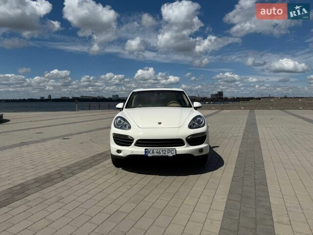 Білий Порше Cayenne, об'ємом двигуна 4.8 л та пробігом 168 тис. км за 19999 $, фото 1 на Automoto.ua