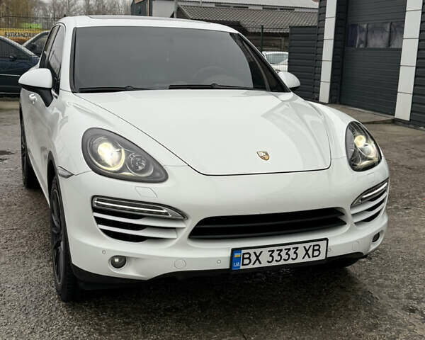 Білий Порше Cayenne, об'ємом двигуна 3.6 л та пробігом 212 тис. км за 20000 $, фото 1 на Automoto.ua