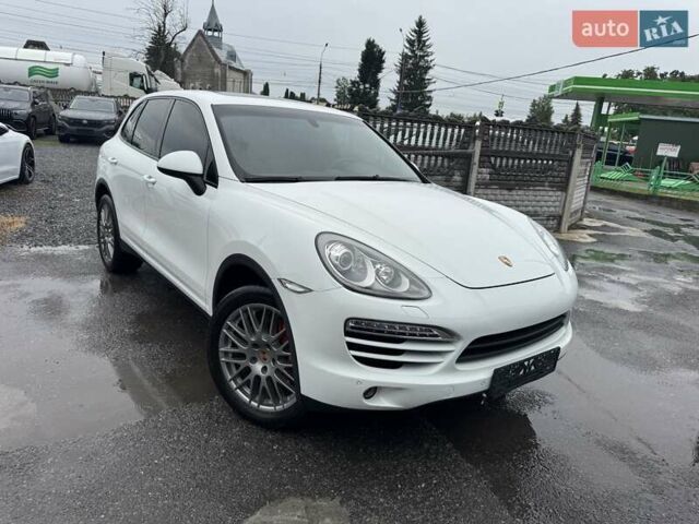 Білий Порше Cayenne, об'ємом двигуна 3 л та пробігом 193 тис. км за 26700 $, фото 1 на Automoto.ua