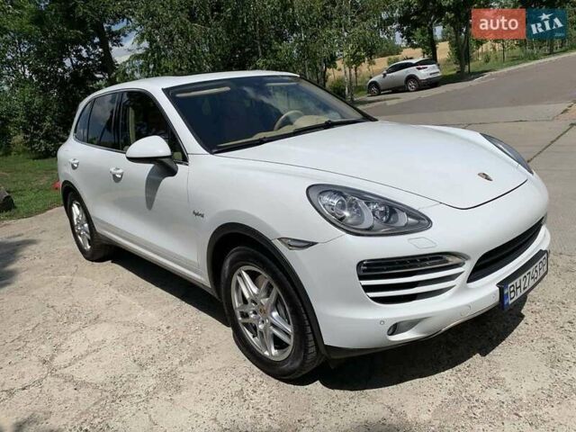 Білий Порше Cayenne, об'ємом двигуна 3 л та пробігом 120 тис. км за 23206 $, фото 1 на Automoto.ua