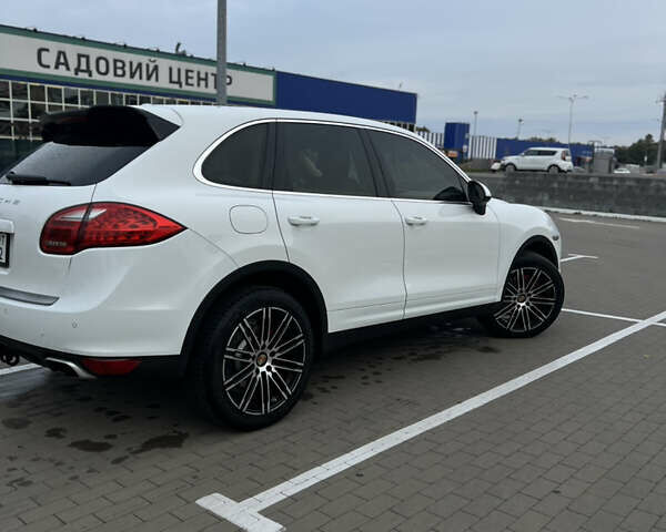 Білий Порше Cayenne, об'ємом двигуна 3.6 л та пробігом 96 тис. км за 22900 $, фото 1 на Automoto.ua