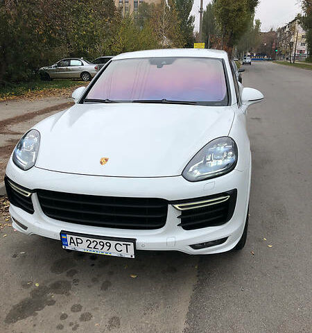 Білий Порше Cayenne, об'ємом двигуна 3.6 л та пробігом 60 тис. км за 69000 $, фото 1 на Automoto.ua