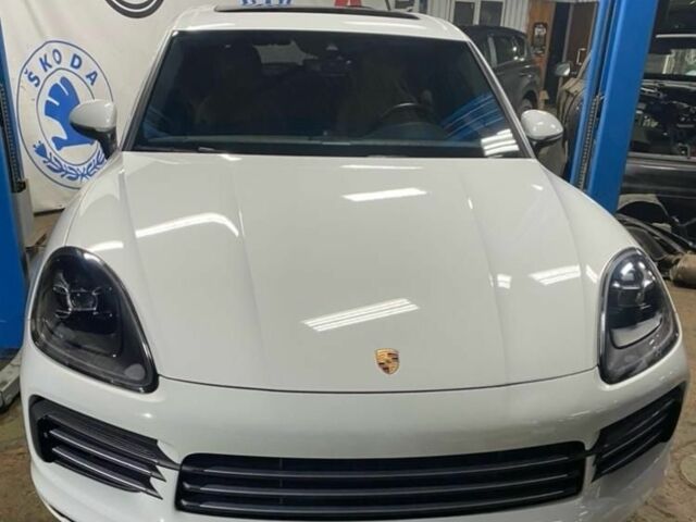 Білий Порше Cayenne, об'ємом двигуна 2.9 л та пробігом 61 тис. км за 63177 $, фото 1 на Automoto.ua