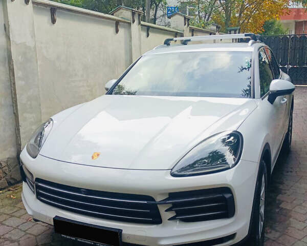 Білий Порше Cayenne, об'ємом двигуна 3 л та пробігом 90 тис. км за 48339 $, фото 1 на Automoto.ua