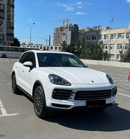 Білий Порше Cayenne, об'ємом двигуна 3 л та пробігом 32 тис. км за 64900 $, фото 1 на Automoto.ua