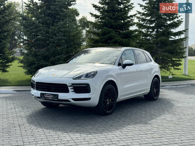 Белый Порше Каен, объемом двигателя 3 л и пробегом 99 тыс. км за 43500 $, фото 1 на Automoto.ua
