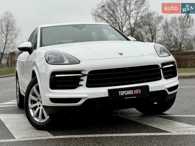 Белый Порше Каен, объемом двигателя 3 л и пробегом 80 тыс. км за 51500 $, фото 1 на Automoto.ua