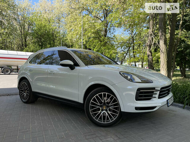 Білий Порше Cayenne, об'ємом двигуна 3 л та пробігом 79 тис. км за 56900 $, фото 1 на Automoto.ua