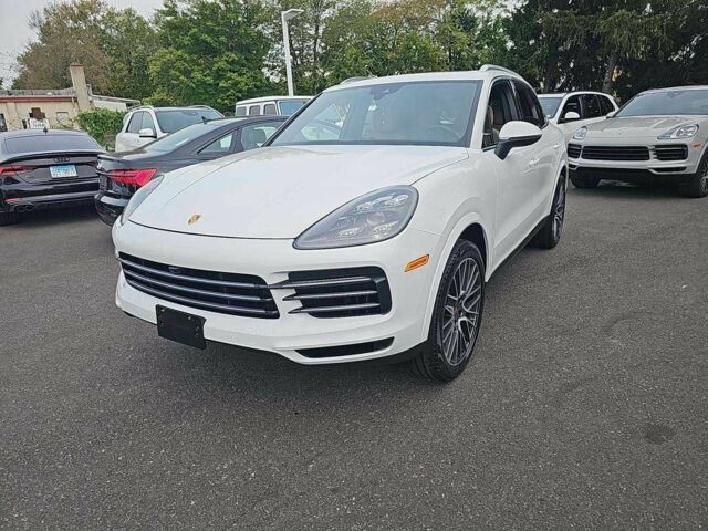 Білий Порше Cayenne, об'ємом двигуна 0 л та пробігом 37 тис. км за 27000 $, фото 1 на Automoto.ua