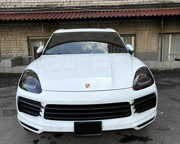 Белый Порше Каен, объемом двигателя 3 л и пробегом 78 тыс. км за 59999 $, фото 1 на Automoto.ua