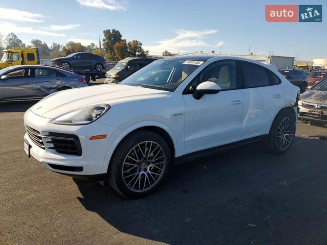 Білий Порше Cayenne, об'ємом двигуна 3 л та пробігом 28 тис. км за 29000 $, фото 1 на Automoto.ua