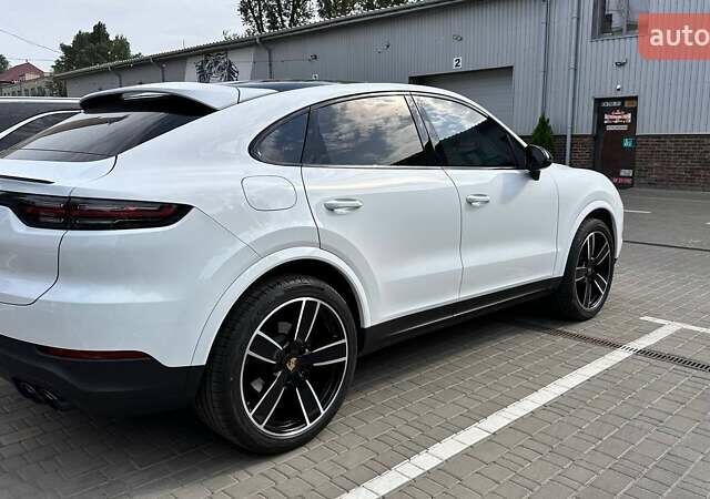 Белый Порше Каен, объемом двигателя 3 л и пробегом 65 тыс. км за 74899 $, фото 1 на Automoto.ua