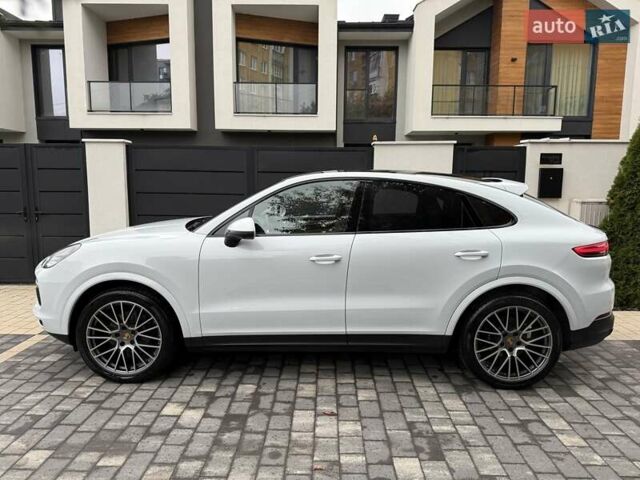 Білий Порше Cayenne, об'ємом двигуна 3 л та пробігом 37 тис. км за 90000 $, фото 1 на Automoto.ua