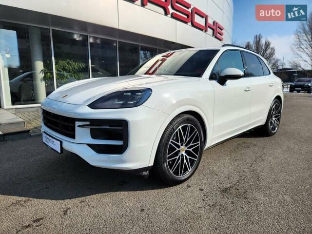 Белый Порше Каен, объемом двигателя 3 л и пробегом 1 тыс. км за 125000 $, фото 1 на Automoto.ua