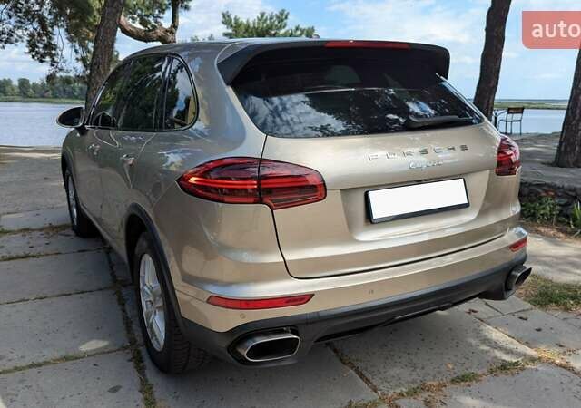 Бежевий Порше Cayenne, об'ємом двигуна 3.6 л та пробігом 136 тис. км за 19800 $, фото 1 на Automoto.ua