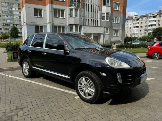 Чорний Порше Cayenne, об'ємом двигуна 4.8 л та пробігом 5 тис. км за 8169 $, фото 1 на Automoto.ua