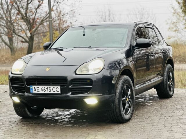 Черный Порше Каен, объемом двигателя 4.5 л и пробегом 105 тыс. км за 7999 $, фото 1 на Automoto.ua