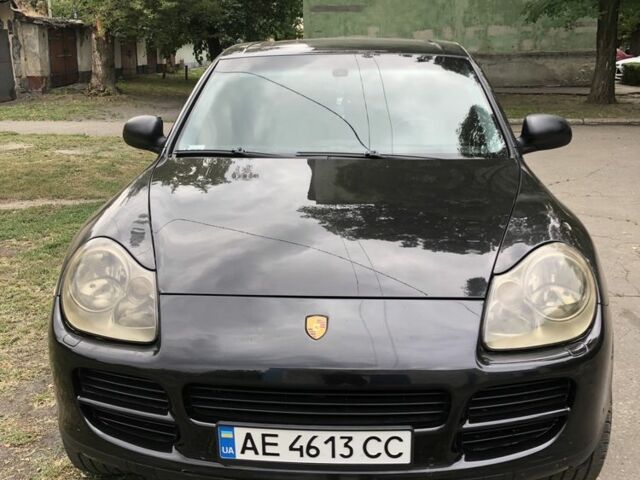 Чорний Порше Cayenne, об'ємом двигуна 4.5 л та пробігом 200 тис. км за 7245 $, фото 1 на Automoto.ua