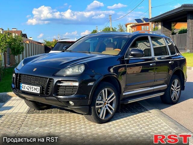 Черный Порше Каен, объемом двигателя 4.5 л и пробегом 174 тыс. км за 9500 $, фото 1 на Automoto.ua