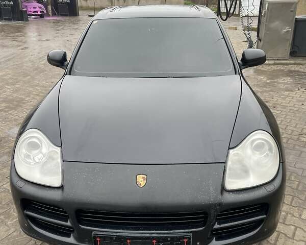 Чорний Порше Cayenne, об'ємом двигуна 3.2 л та пробігом 200 тис. км за 4400 $, фото 1 на Automoto.ua