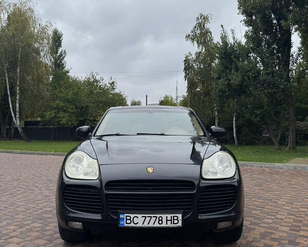 Чорний Порше Cayenne, об'ємом двигуна 4.5 л та пробігом 232 тис. км за 5950 $, фото 1 на Automoto.ua