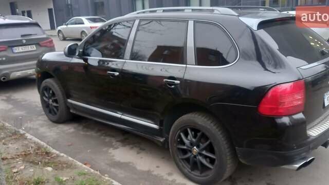 Чорний Порше Cayenne, об'ємом двигуна 4.5 л та пробігом 325 тис. км за 6200 $, фото 1 на Automoto.ua