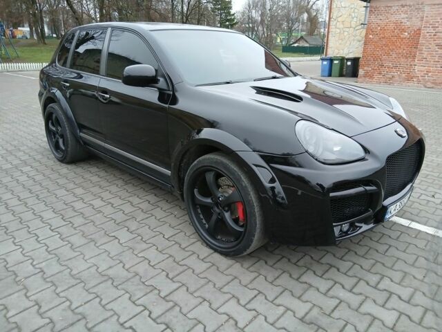 Черный Порше Каен, объемом двигателя 4.5 л и пробегом 152 тыс. км за 16553 $, фото 1 на Automoto.ua