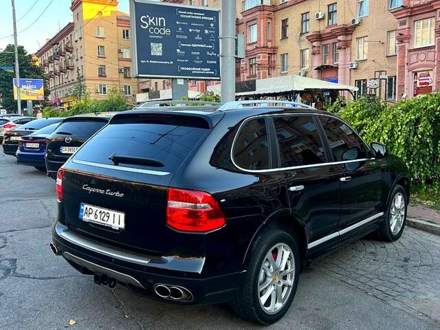Чорний Порше Cayenne, об'ємом двигуна 4.5 л та пробігом 113 тис. км за 10500 $, фото 1 на Automoto.ua