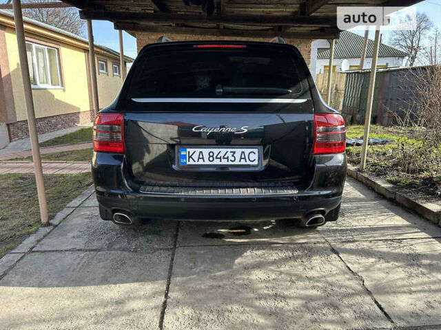 Чорний Порше Cayenne, об'ємом двигуна 4.51 л та пробігом 153 тис. км за 8500 $, фото 1 на Automoto.ua