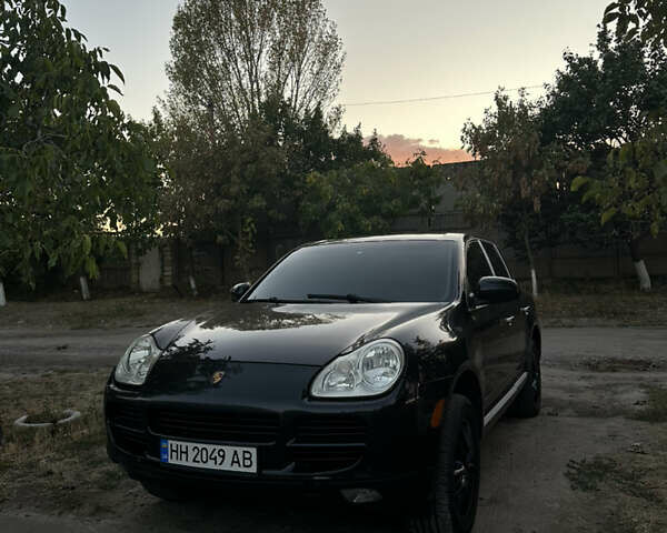 Чорний Порше Cayenne, об'ємом двигуна 4.5 л та пробігом 270 тис. км за 7500 $, фото 1 на Automoto.ua