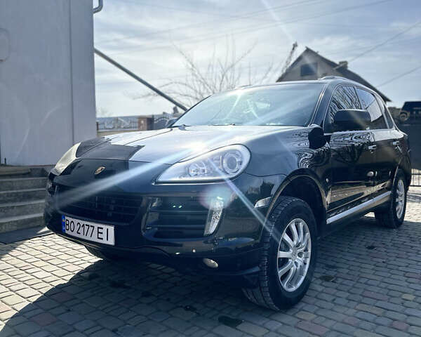 Чорний Порше Cayenne, об'ємом двигуна 3.6 л та пробігом 241 тис. км за 11200 $, фото 1 на Automoto.ua