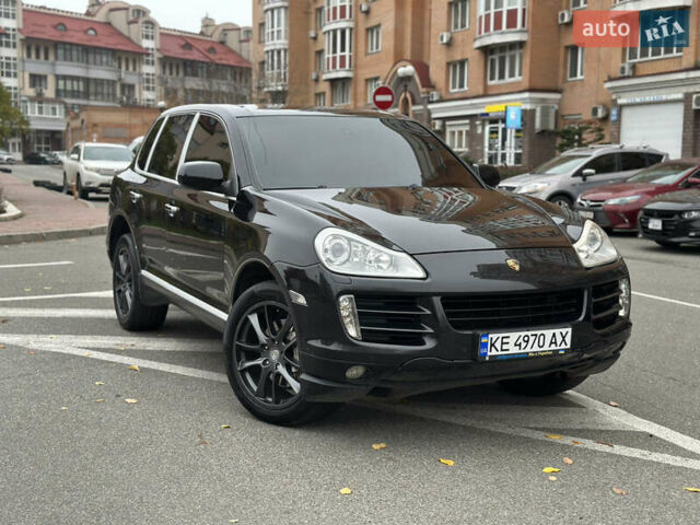 Чорний Порше Cayenne, об'ємом двигуна 2.97 л та пробігом 259 тис. км за 12900 $, фото 1 на Automoto.ua