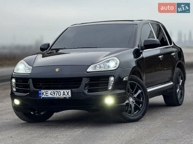 Черный Порше Каен, объемом двигателя 3 л и пробегом 261 тыс. км за 13800 $, фото 1 на Automoto.ua