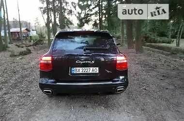 Чорний Порше Cayenne, об'ємом двигуна 4.8 л та пробігом 257 тис. км за 14900 $, фото 1 на Automoto.ua