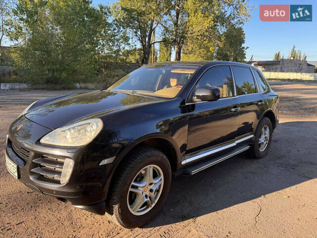 Черный Порше Каен, объемом двигателя 3.6 л и пробегом 182 тыс. км за 12500 $, фото 1 на Automoto.ua