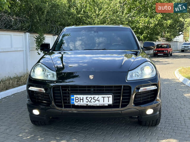Черный Порше Каен, объемом двигателя 4.81 л и пробегом 220 тыс. км за 8800 $, фото 1 на Automoto.ua
