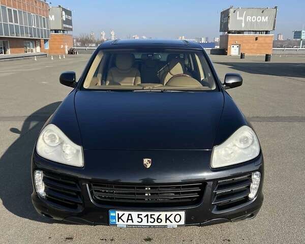 Чорний Порше Cayenne, об'ємом двигуна 3.6 л та пробігом 182 тис. км за 12000 $, фото 1 на Automoto.ua