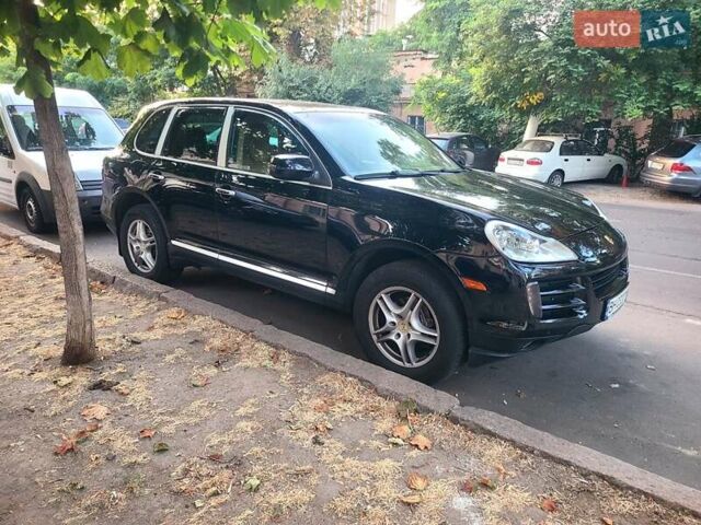 Чорний Порше Cayenne, об'ємом двигуна 3.6 л та пробігом 225 тис. км за 10900 $, фото 1 на Automoto.ua