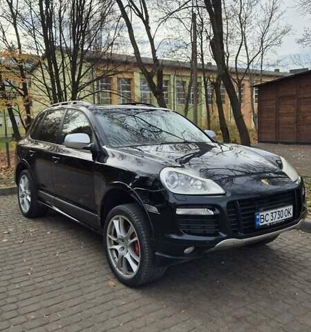 Чорний Порше Cayenne, об'ємом двигуна 4.81 л та пробігом 265 тис. км за 9000 $, фото 1 на Automoto.ua