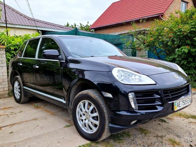 Черный Порше Каен, объемом двигателя 3.6 л и пробегом 210 тыс. км за 9700 $, фото 1 на Automoto.ua