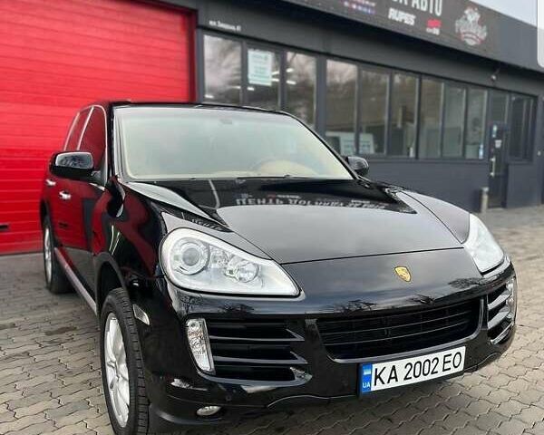 Чорний Порше Cayenne, об'ємом двигуна 4.81 л та пробігом 87 тис. км за 14000 $, фото 1 на Automoto.ua