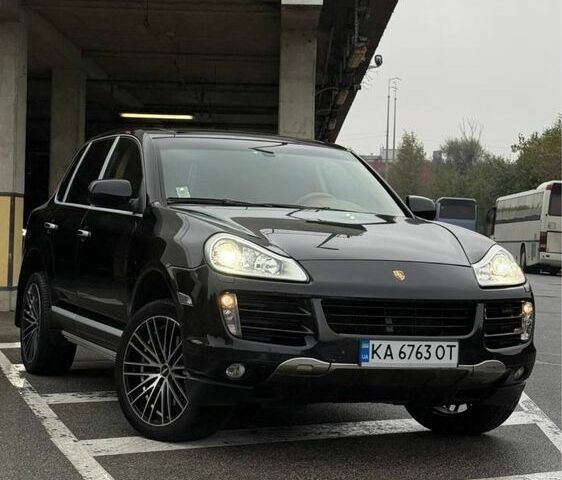 Чорний Порше Cayenne, об'ємом двигуна 4.8 л та пробігом 176 тис. км за 7499 $, фото 1 на Automoto.ua