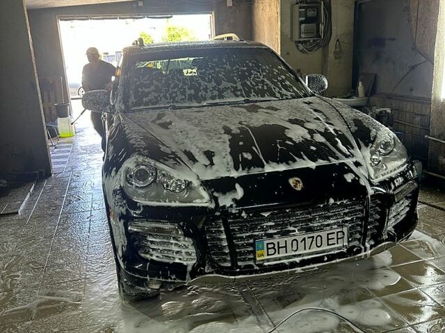 Порше Каен 2008 в Одессе на Automoto.ua Черный Порше Каен, объемом двигателя 4.8 л и пробегом 99 тыс. км за 7800 $, фото 1 на Automoto.ua