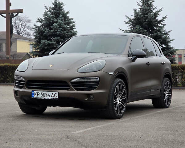 Черный Порше Каен, объемом двигателя 4.8 л и пробегом 164 тыс. км за 14500 $, фото 1 на Automoto.ua