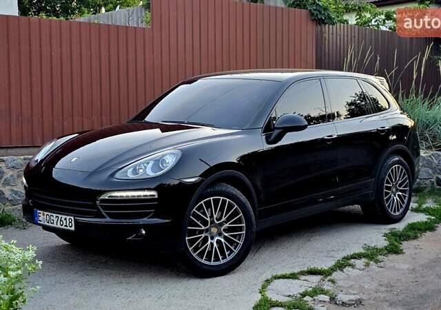 Чорний Порше Cayenne, об'ємом двигуна 3 л та пробігом 254 тис. км за 21777 $, фото 1 на Automoto.ua